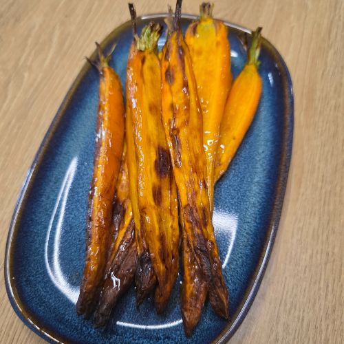 Sweet and Savory Air Fryer Caramelized Carrots